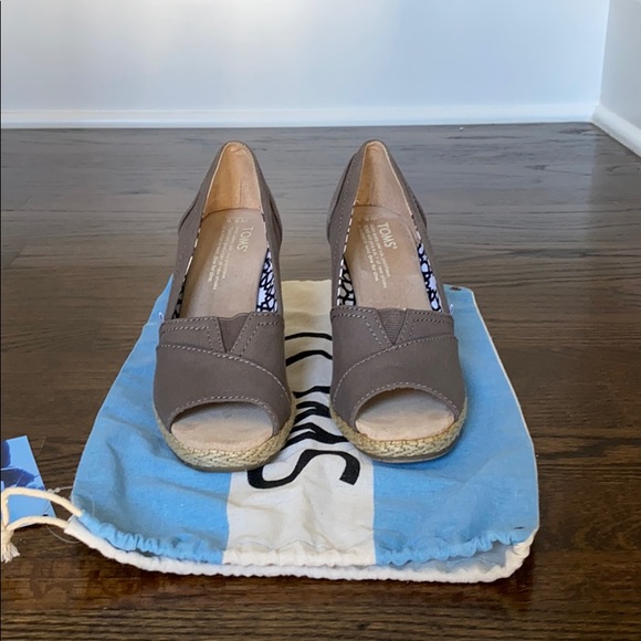 TOMS Espadrille Wedge Sandal - Picture 5 of 6